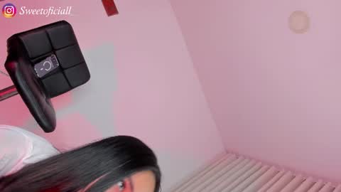 Snapshot of sweet__giirl chatting on 07.28.26 Cell Me Andrea online show from 07.28.26