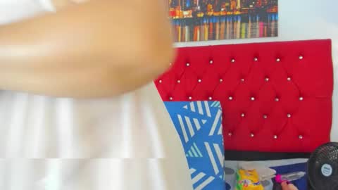 Snapshot of sweet__mature chatting on 11.20.25 Carolina online show from 11.20.25