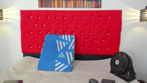 Snapshot of sweet__mature chatting on 12.21.25 Carolina online show from 12.21.25