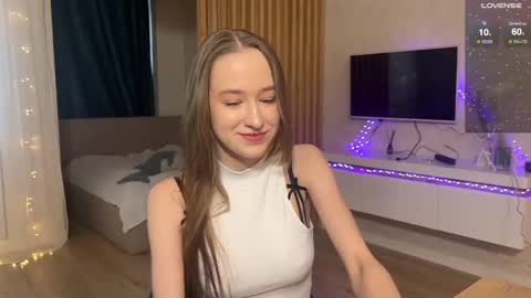 Monica  GTM 3MoTuWeFrSa 500pm-1000pm  online show from 12.29.24