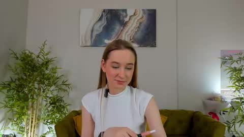 Monica  GTM 3MoTuWeFrSa 500pm-1000pm  online show from 03.02.26