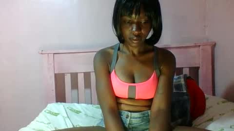 Snapshot of sweet_aaliya chatting on 05.28.26 Aaliya online show from 05.28.26