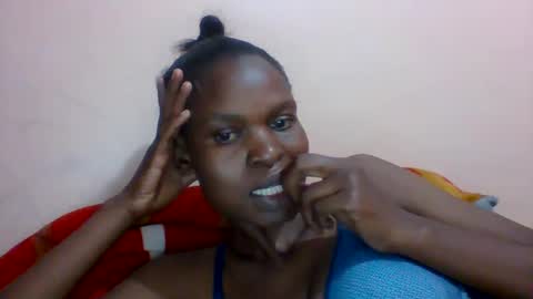 Snapshot of sweet_adora chatting on 02.07.25 sweet_adora online show from 02.07.25