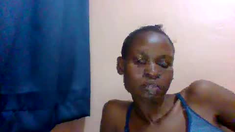 Snapshot of sweet_adora chatting on 02.08.25 sweet_adora online show from 02.08.25