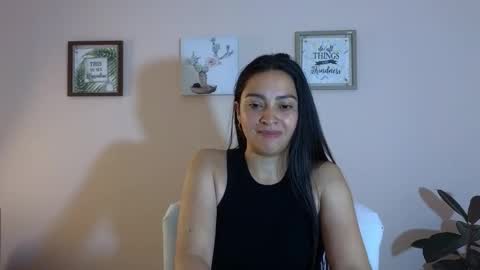 Snapshot of sweet_ahinara chatting on 01.20.25 sweet_ahinara online show from 01.20.25