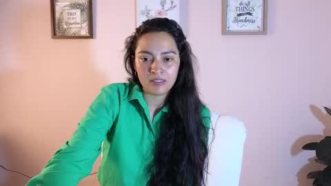 Snapshot of sweet_ahinara chatting on 01.23.25 sweet_ahinara online show from 01.23.25