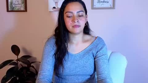 Snapshot of sweet_ahinara chatting on 01.24.25 sweet_ahinara online show from 01.24.25