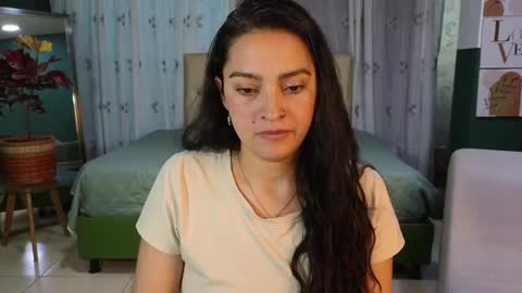 Snapshot of sweet_ahinara chatting on 01.26.25 sweet_ahinara online show from 01.26.25