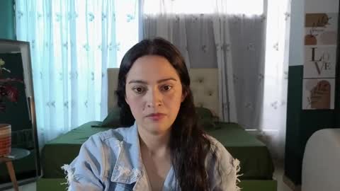 Snapshot of sweet_ahinara chatting on 02.20.25 sweet_ahinara online show from 02.20.25