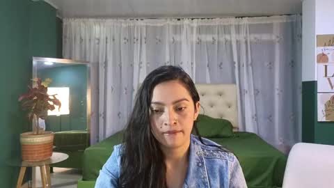 Snapshot of sweet_ahinara chatting on 02.23.25 sweet_ahinara online show from 02.23.25
