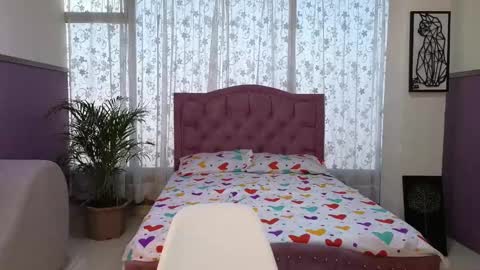 Snapshot of sweet_ahinara chatting on 09.13.25 sweet_ahinara online show from 09.13.25