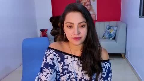 Snapshot of sweet_ahinara chatting on 10.18.25 sweet_ahinara online show from 10.18.25