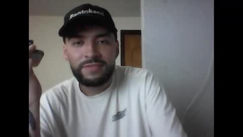 Snapshot of sweet_alejandro_15 chatting on 12.21.24 Alejandro online show from 12.21.24