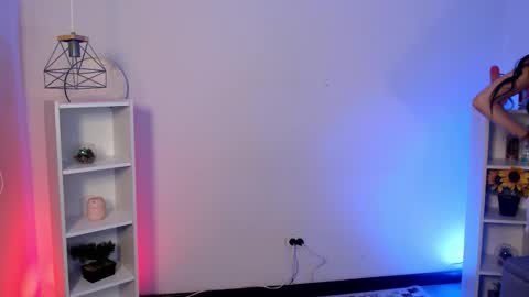 Snapshot of sweet_alexaa_ chatting on 11.21.25 Alexa online show from 11.21.25