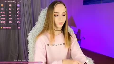 Snapshot of sweet_ali3s chatting on 10.23.25 Call me Alis   online show from 10.23.25