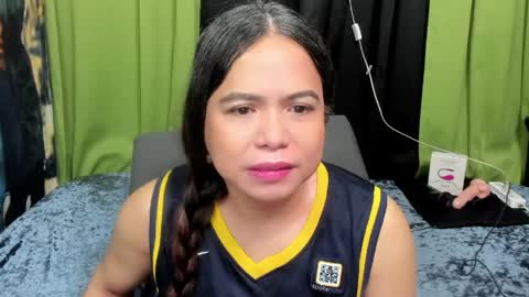izza  izzasweet online show from 04.28.26