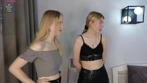 Snapshot of sweet_barbei chatting on 03.17.26 My name is Margo Please Thumbs up me online show from 03.17.26