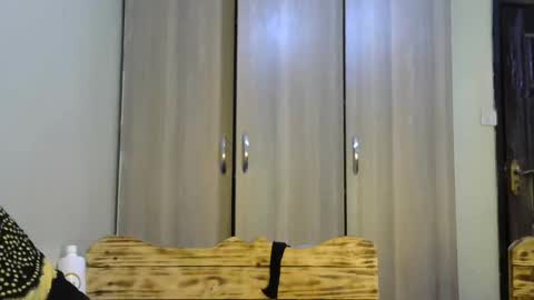 Snapshot of sweet_bobo chatting on 10.21.25 Ocean  online show from 10.21.25