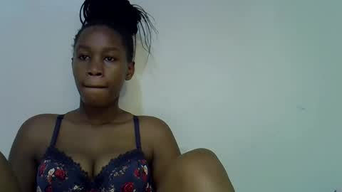sweet_brown9 online show from 10.16.25