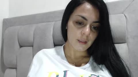 Snapshot of sweet_bunnyxx chatting on 09.29.25 dulce online show from 09.29.25