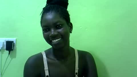 Snapshot of sweet_cherie1 chatting on 02.22.26 sweet_cherie1 online show from 02.22.26