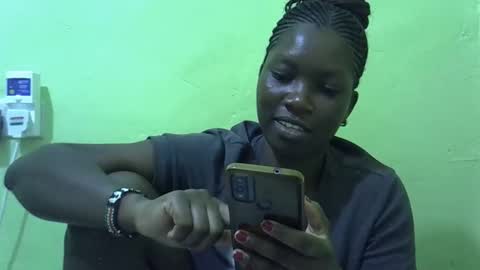 Snapshot of sweet_cherie1 chatting on 06.03.26 sweet_cherie1 online show from 06.03.26