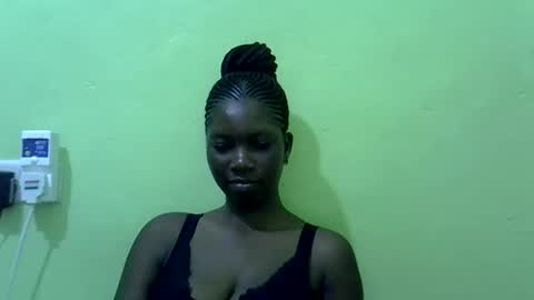 Snapshot of sweet_cherie1 chatting on 06.04.26 sweet_cherie1 online show from 06.04.26