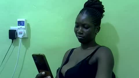 Snapshot of sweet_cherie1 chatting on 06.05.26 sweet_cherie1 online show from 06.05.26