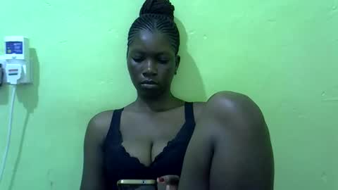 Snapshot of sweet_cherie1 chatting on 06.06.26 sweet_cherie1 online show from 06.06.26