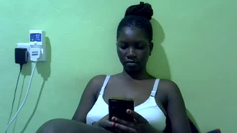 Snapshot of sweet_cherie1 chatting on 06.16.26 sweet_cherie1 online show from 06.16.26