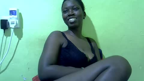 Snapshot of sweet_cherie1 chatting on 06.18.26 sweet_cherie1 online show from 06.18.26