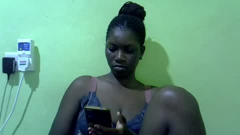 Snapshot of sweet_cherie1 chatting on 06.18.26 sweet_cherie1 online show from 06.18.26
