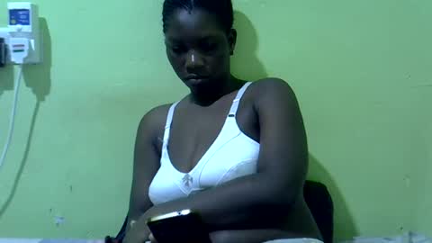 Snapshot of sweet_cherie1 chatting on 06.29.26 sweet_cherie1 online show from 06.29.26
