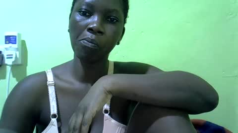 Snapshot of sweet_cherie1 chatting on 06.29.26 sweet_cherie1 online show from 06.29.26