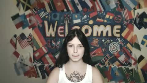 Snapshot of sweet_cherryg chatting on 09.20.25 Ivy online show from 09.20.25