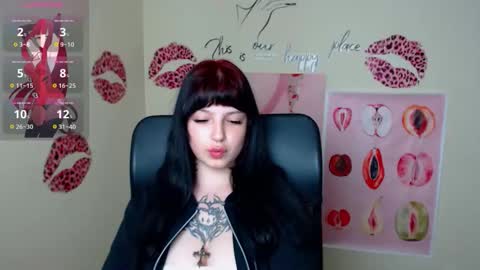 Ivy online show from 05.18.26