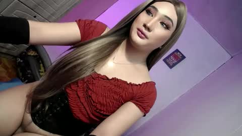 Snapshot of sweet_chesca chatting on 02.03.26 chesca online show from 02.03.26