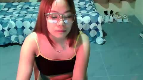 Snapshot of sweet_echa chatting on 12.04.25 Echa online show from 12.04.25