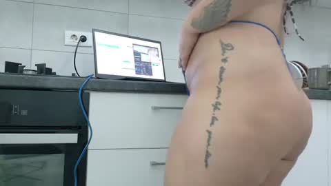 Snapshot of sweet_ella chatting on 07.22.26 online show from 07.22.26