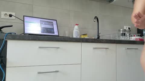 Snapshot of sweet_ella chatting on 07.31.26 online show from 07.31.26