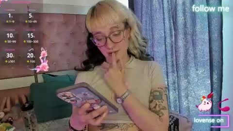  emmili  online show from 06.03.26