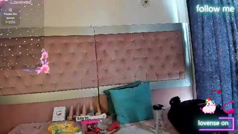  emmili  online show from 06.10.26