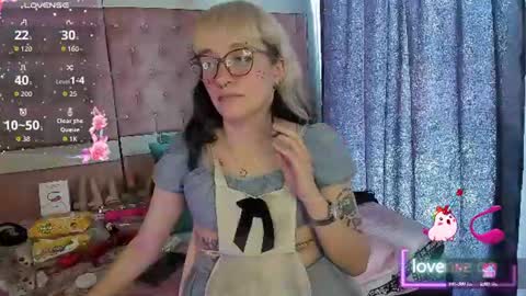  emmili  online show from 06.12.26