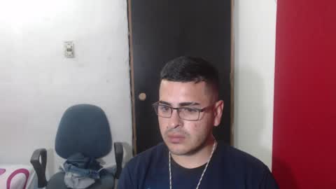 Snapshot of sweet_fantasy_couple chatting on 02.20.25 sweet_fantasy_couple online show from 02.20.25