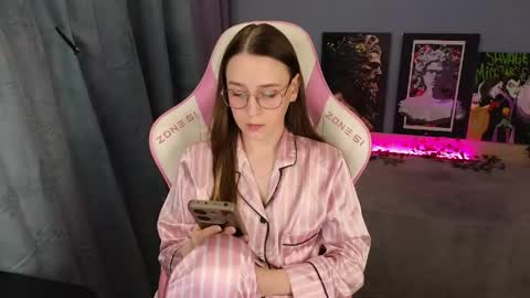 Alice online show from 05.04.26