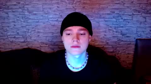 Snapshot of sweet_guys_ chatting on 11.21.25 Jack online show from 11.21.25