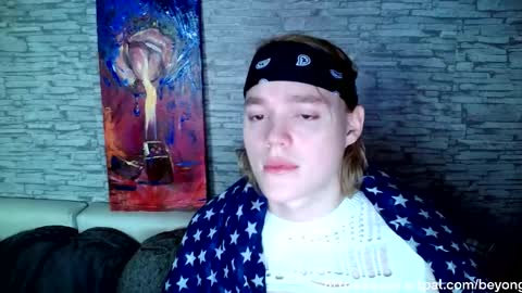 Snapshot of sweet_guys_ chatting on 12.05.25 Jack online show from 12.05.25