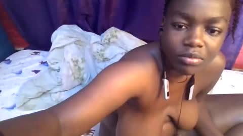 sweet_hennessey online show from 05.04.26