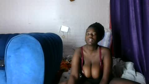 sweet_hennessey online show from 06.28.26