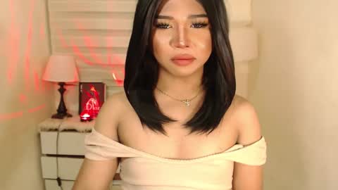 Snapshot of sweet_hoelly chatting on 02.04.25 Slutty Shannel online show from 02.04.25